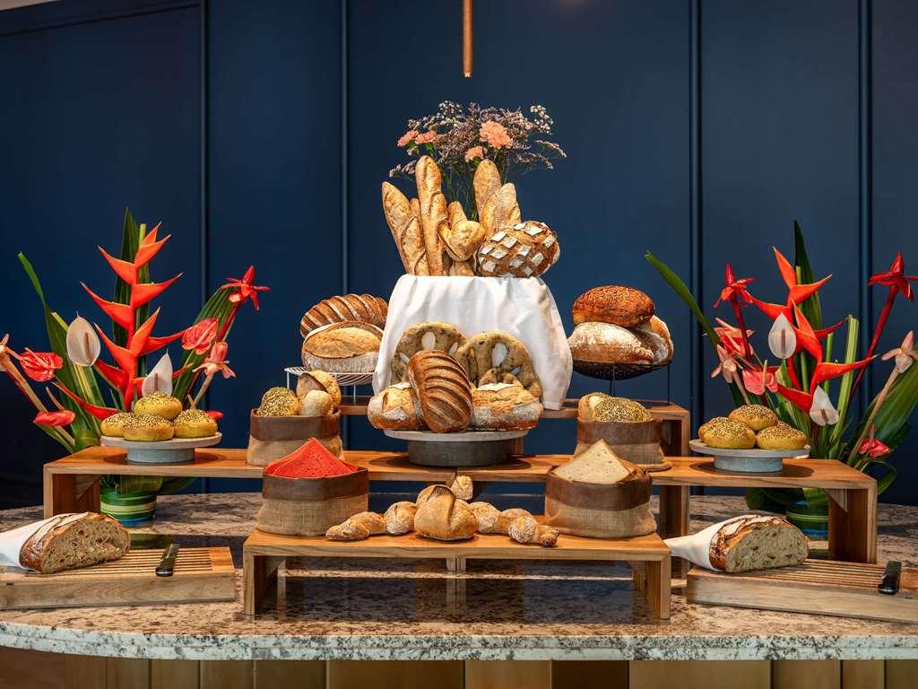 Sofitel Cotonou Marina Hotel & Spa レストラン 写真