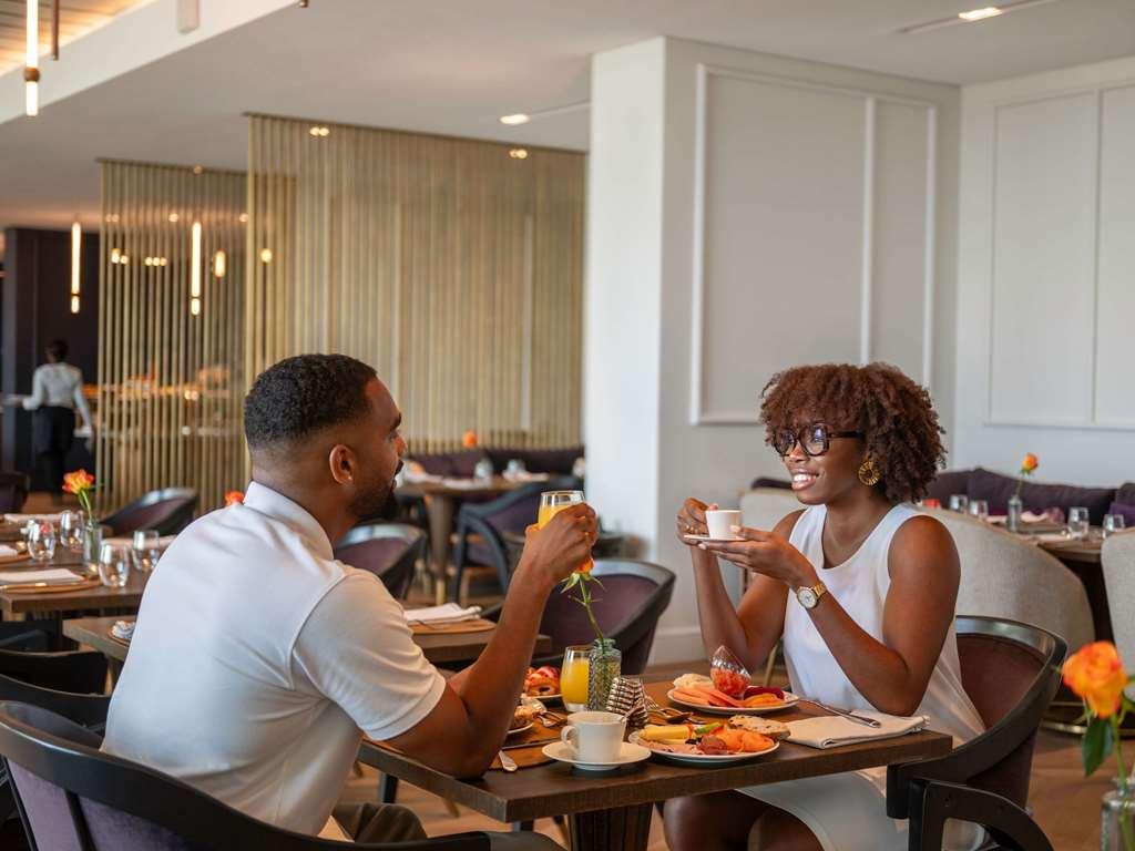 Sofitel Cotonou Marina Hotel & Spa レストラン 写真